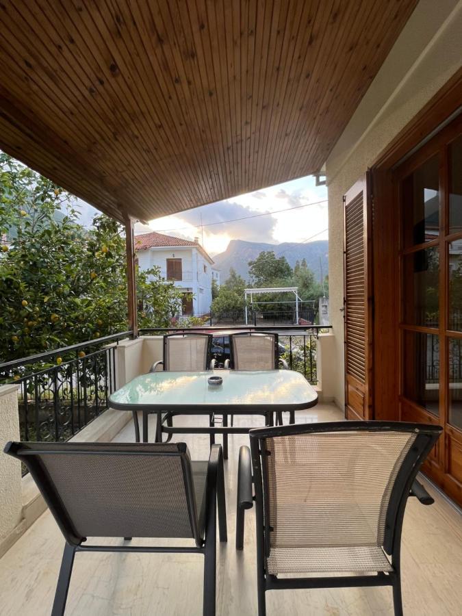 Lemon Tree House Villa Leonídion Buitenkant foto